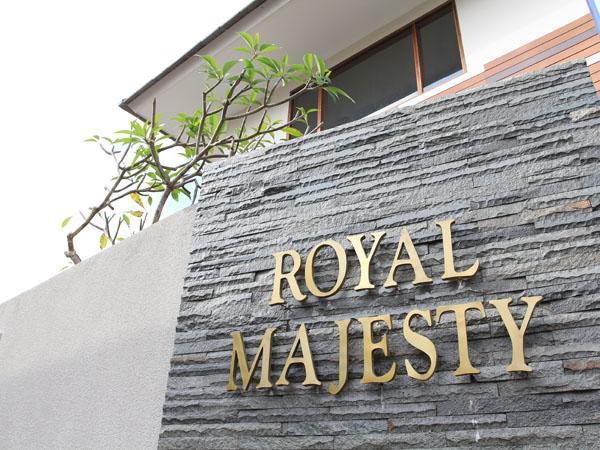 Royal Majesty Villas Кута Экстерьер фото